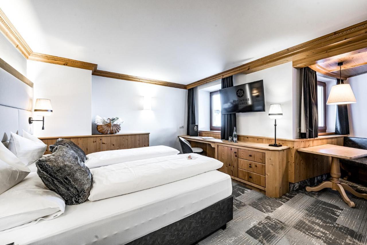 Hotel Edelweiss & Gurgl 奥伯古格尔 客房 照片