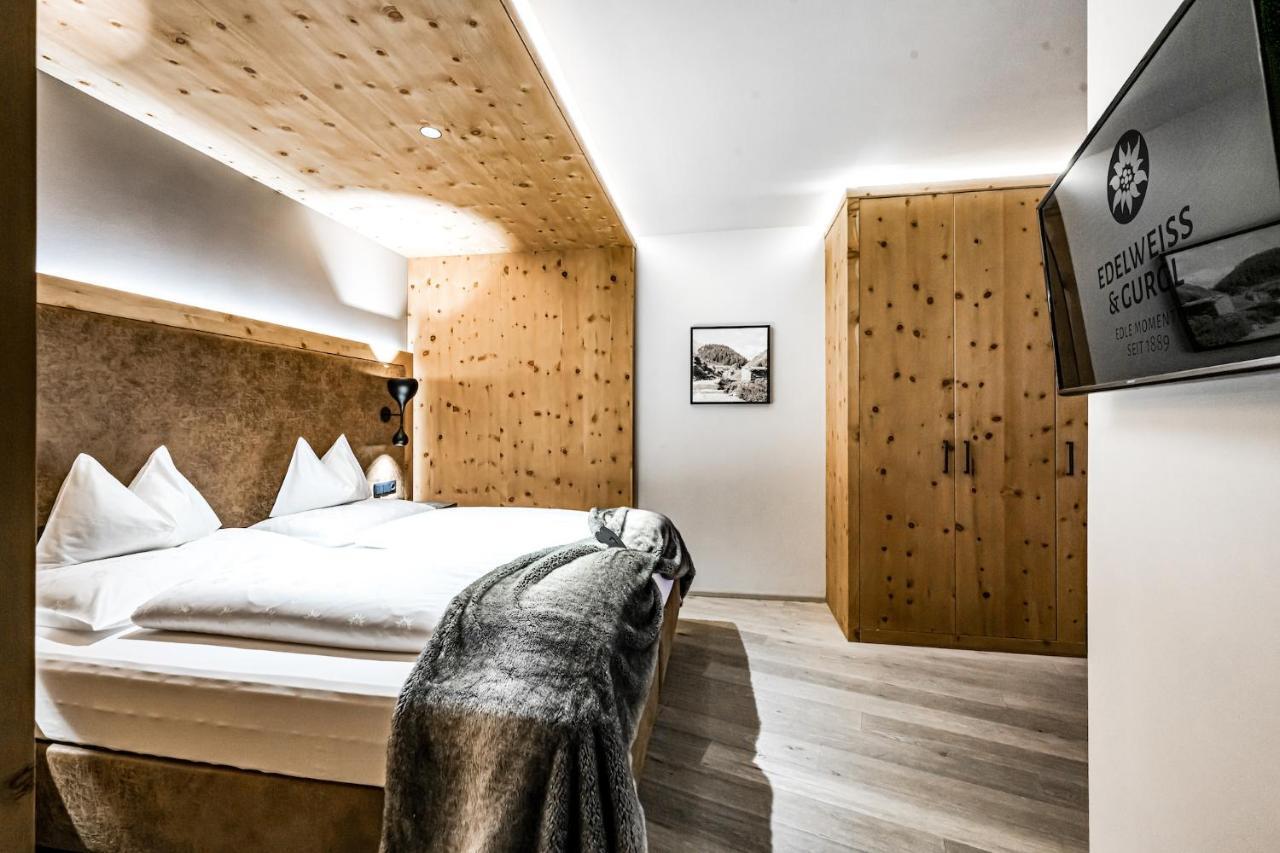 Hotel Edelweiss & Gurgl 奥伯古格尔 客房 照片